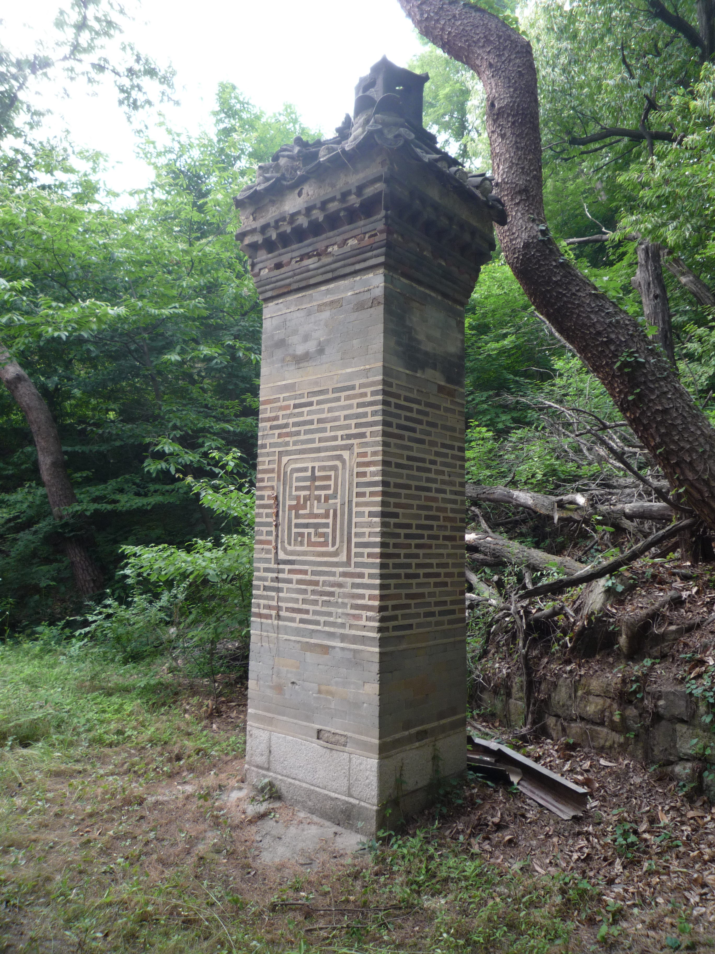 굴뚝
