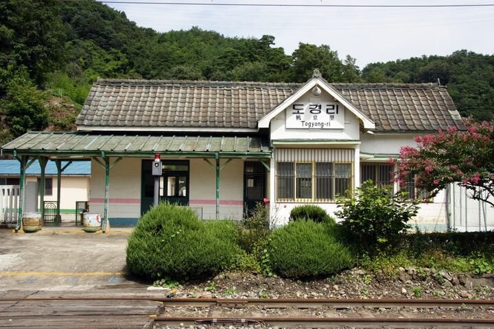 전경 (철로쪽)