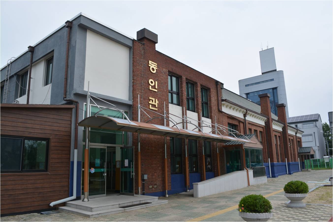 대구 동인초등학교 강당