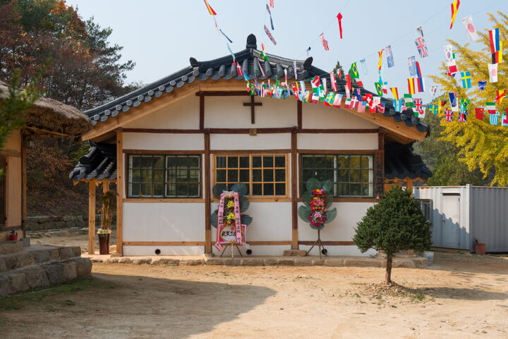 봉화 척곡교회_예배당 정면 (촬영년도 : 2015년)