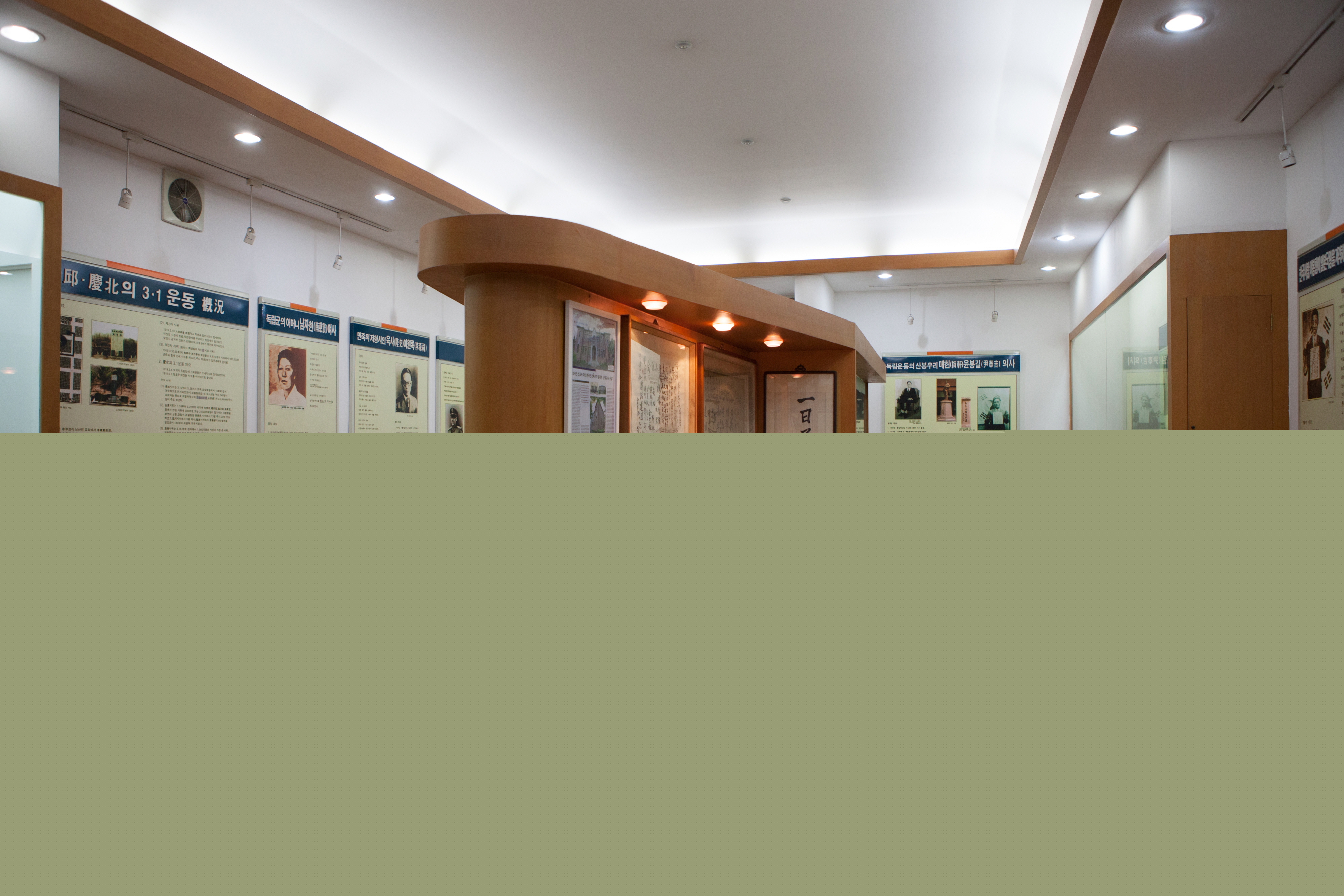 대구 효목동 조양회관_실내 전시 (촬영년도 : 2015년)
