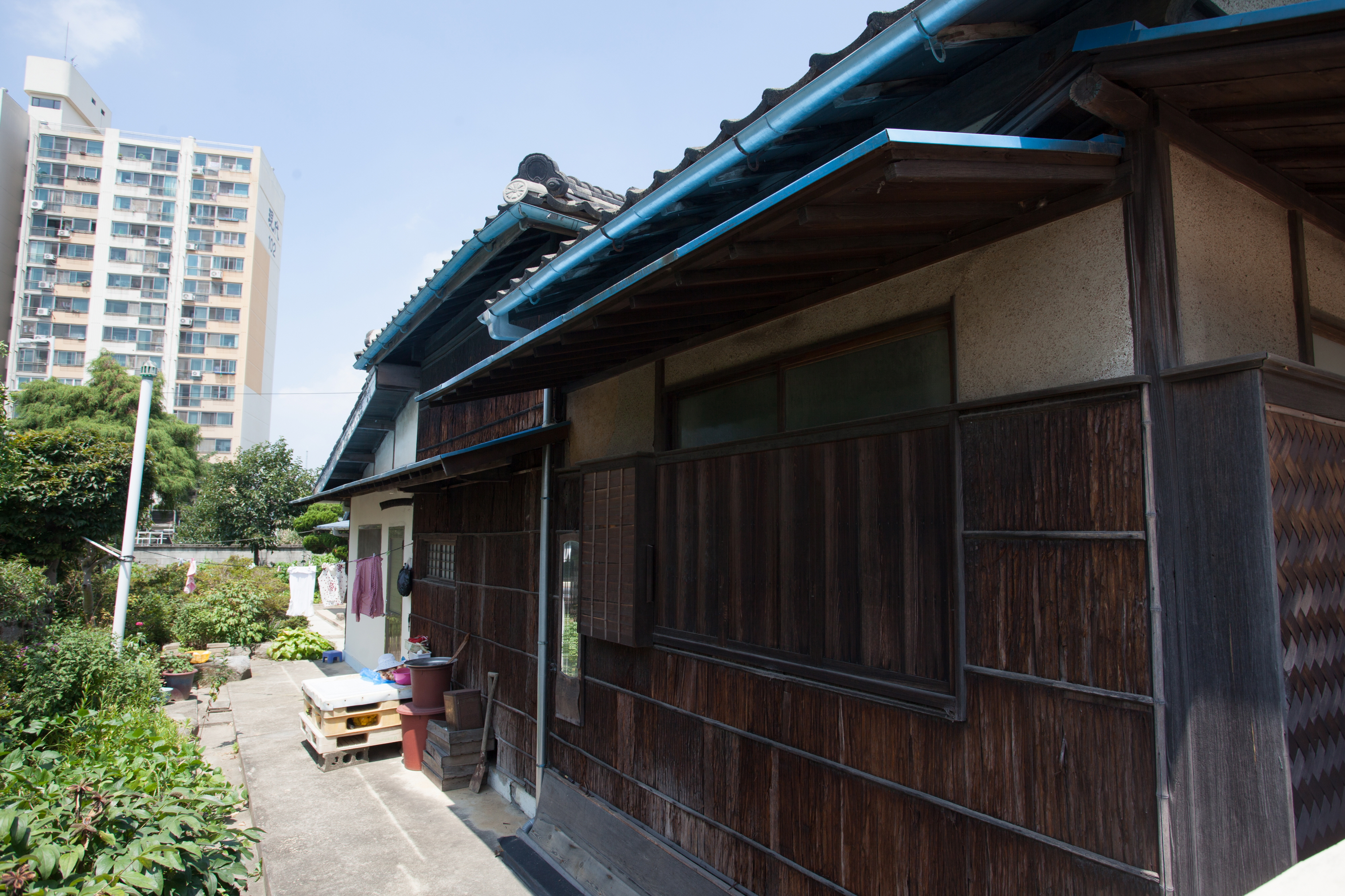 김제 신풍동 일본식 가옥_마당쪽 벽면 (촬영년도 : 2015년)