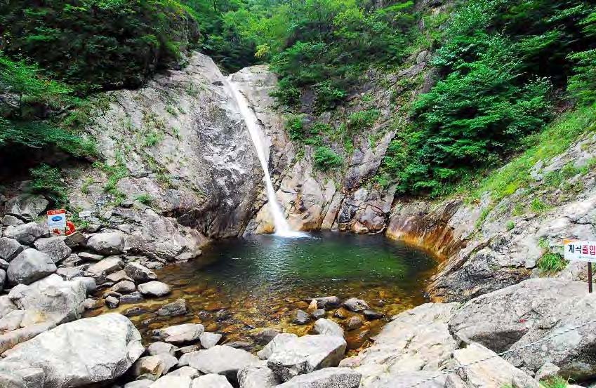 설악산 비룡폭포 계곡 일원