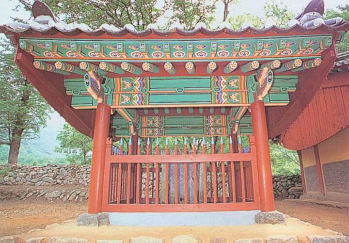 비각