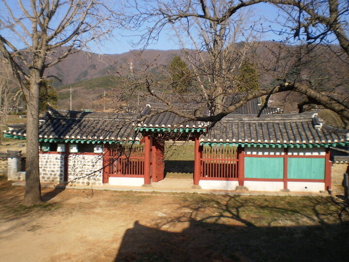 남포관아문