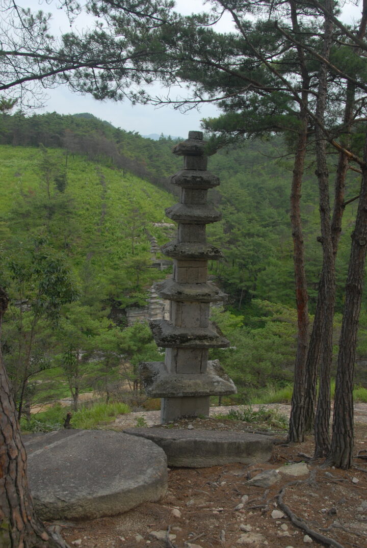 화순운주사칠성바위앞칠층석탑