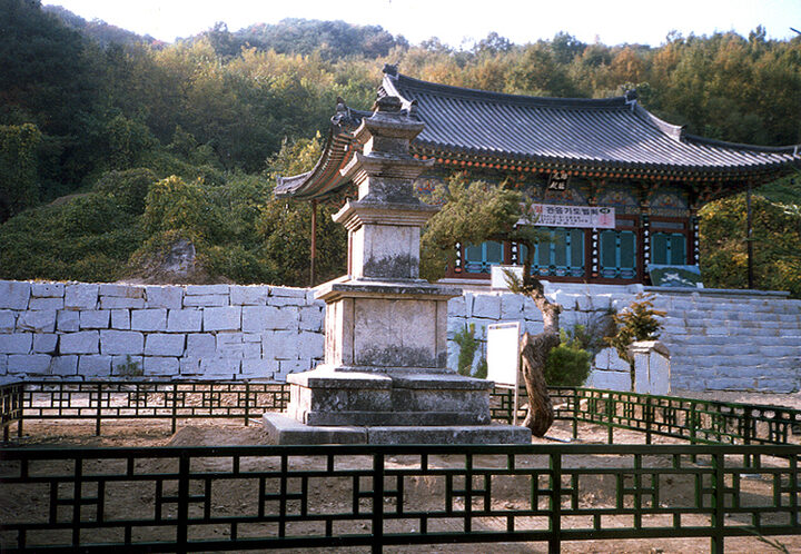 한천사삼층석탑(전경)