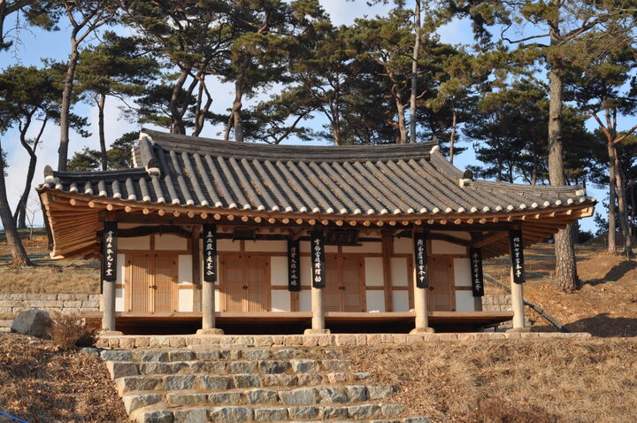 영암 부춘정 정비 후