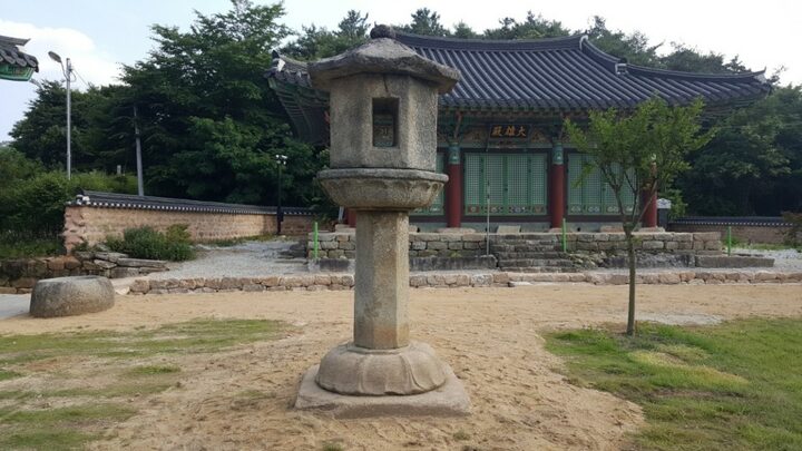 남원 용담사 석등