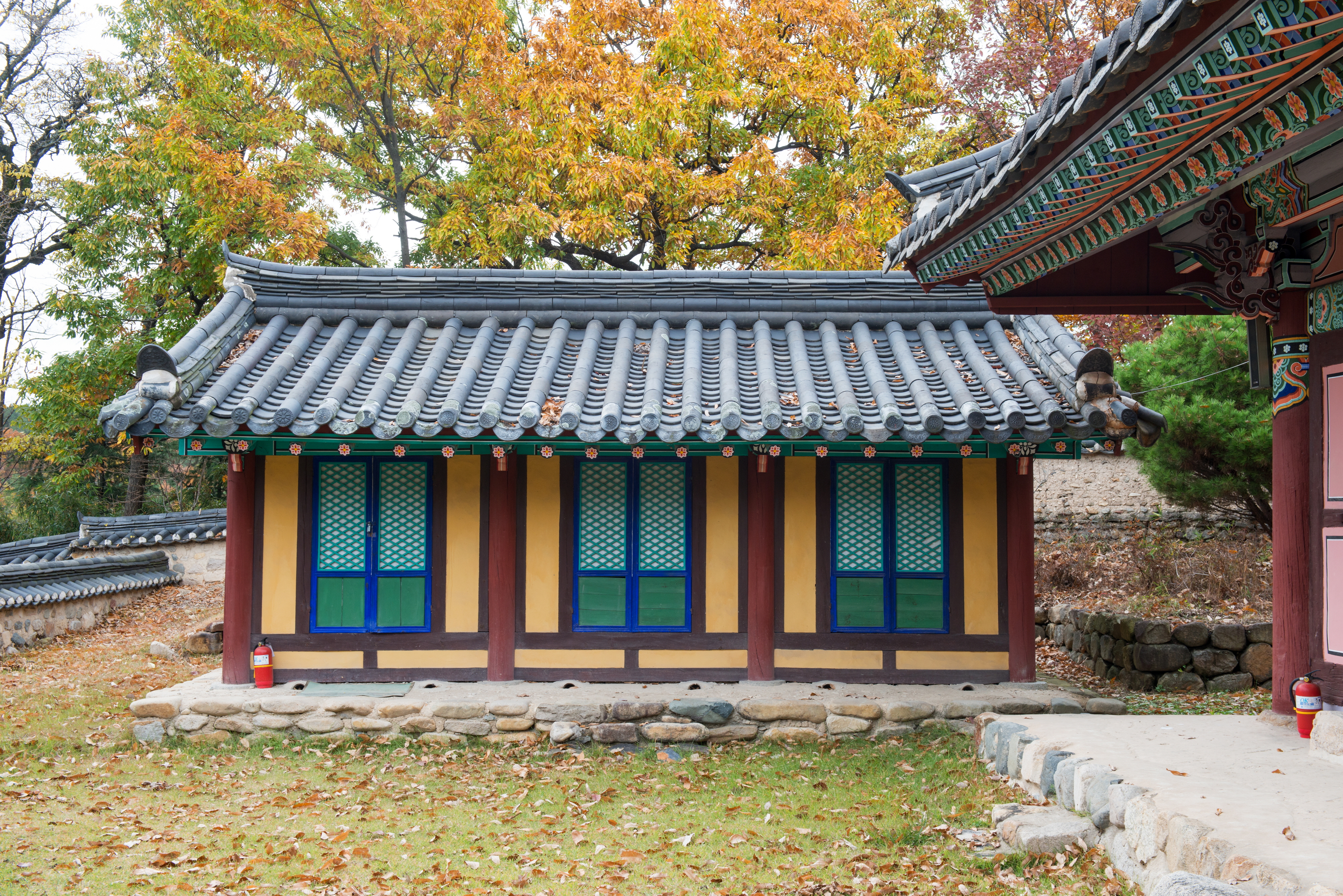 포항 흥해향교 대성전_서무 (촬영년도 : 2015년)