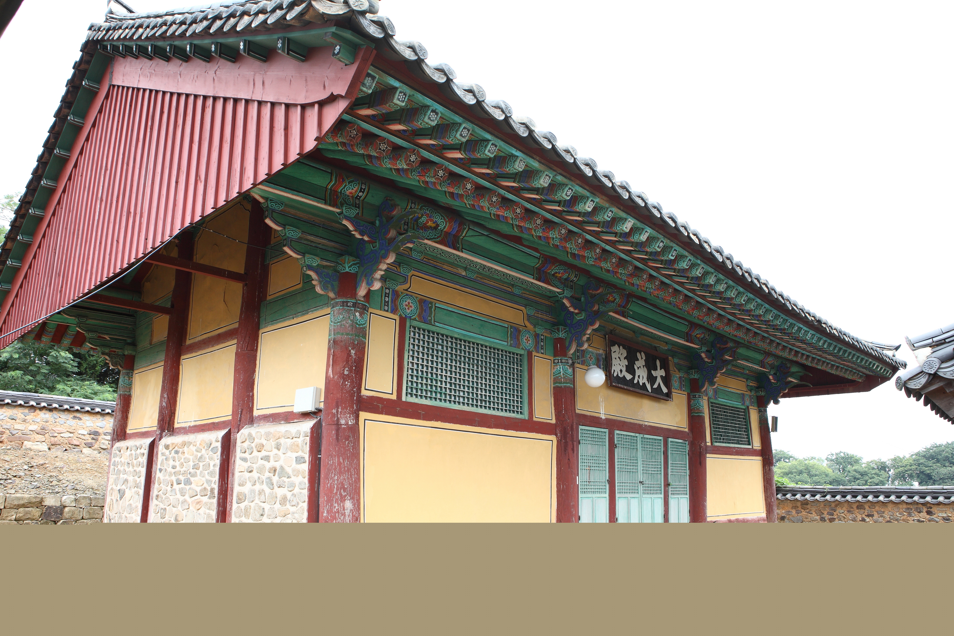무안향교_대성전 측면 (촬영년도 : 2015년)