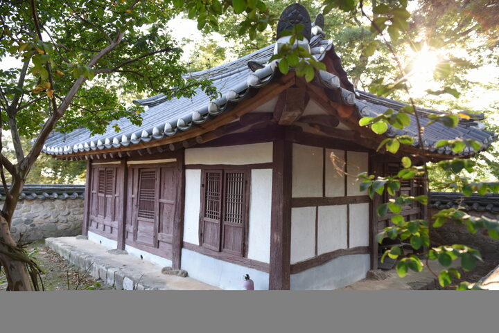 청주 지선정_측면 전경 (촬영년도 : 2015년)
