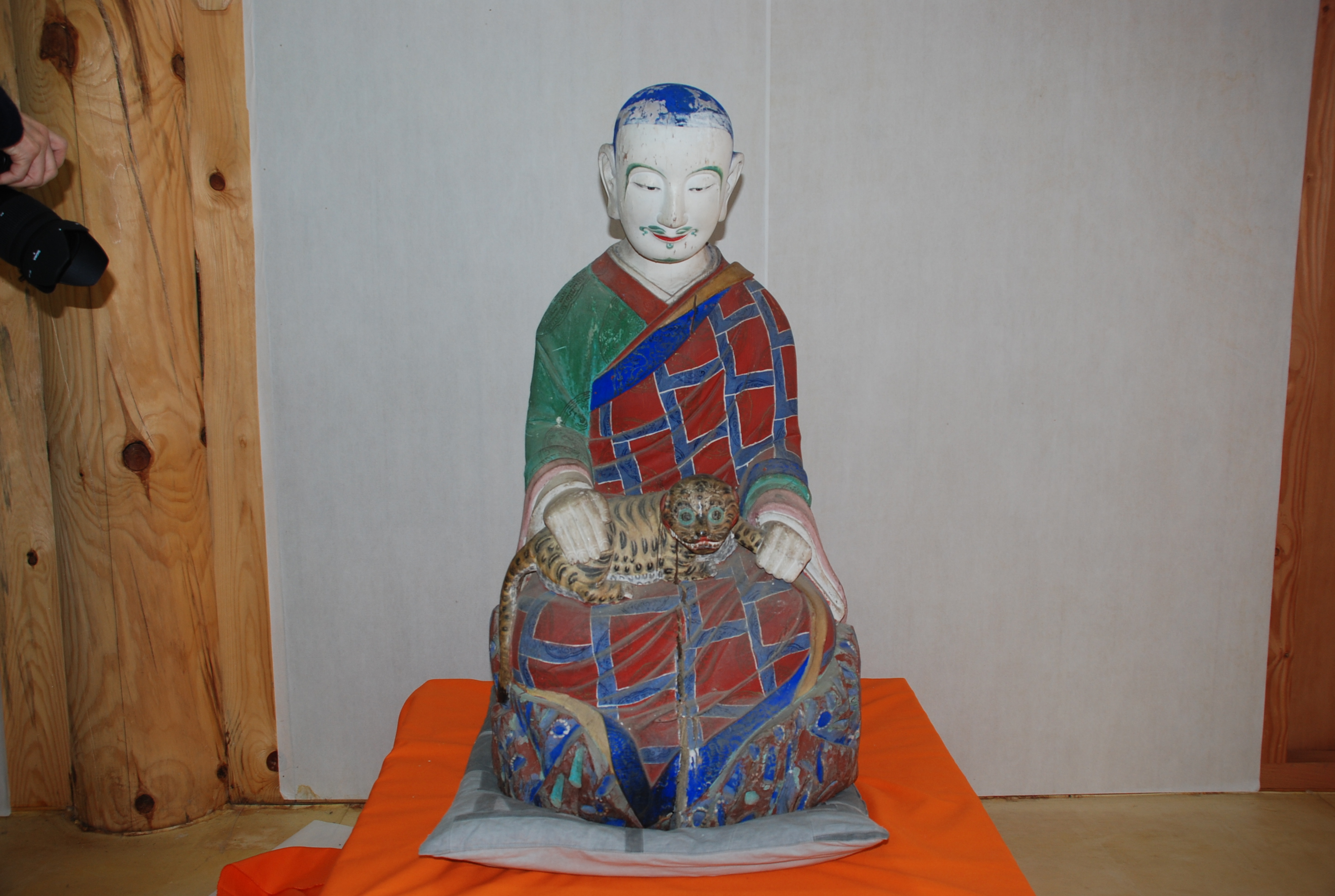 영평사 목조나한상