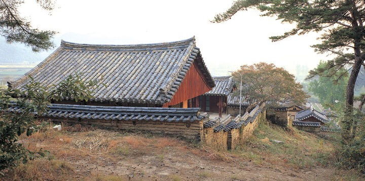 도동서원 사당의 담장(외부)
