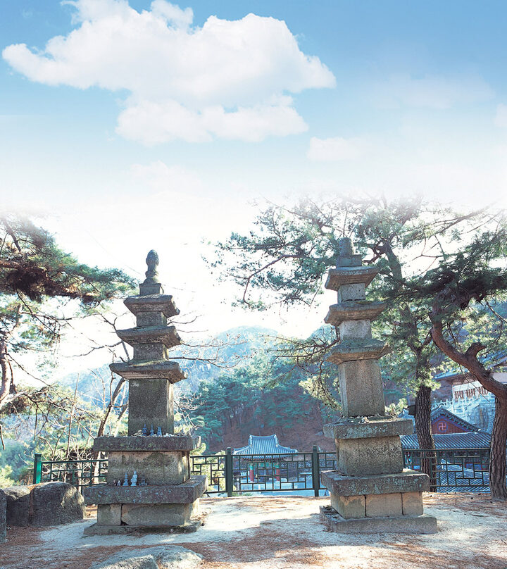 옥천 용암사 동ㆍ서 삼층석탑