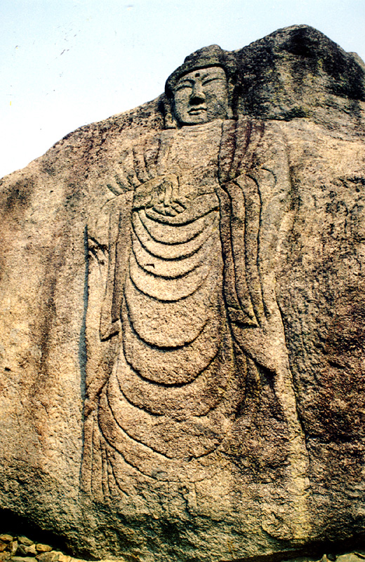 천안 삼태리 마애여래입상