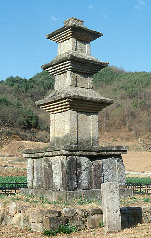 문경내화리삼층석탑