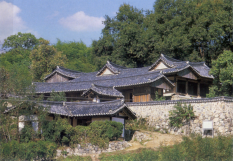 향단전경
