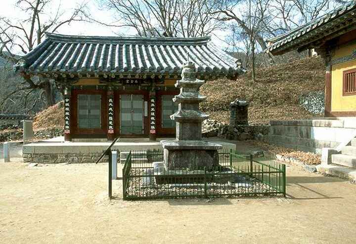 봉정사고금당