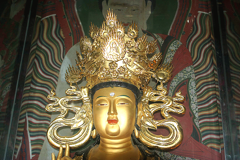 영천 은해사 운부암 금동보살좌상(永川 銀海寺 雲浮庵 金銅菩薩坐像