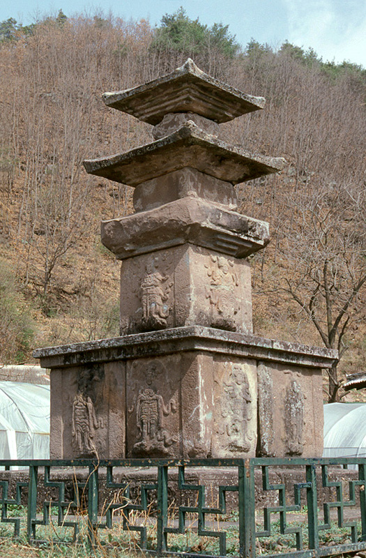 영양 화천리 삼층석탑