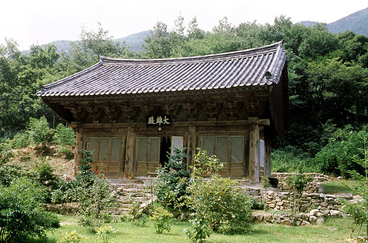 청도 대비사 대웅전
