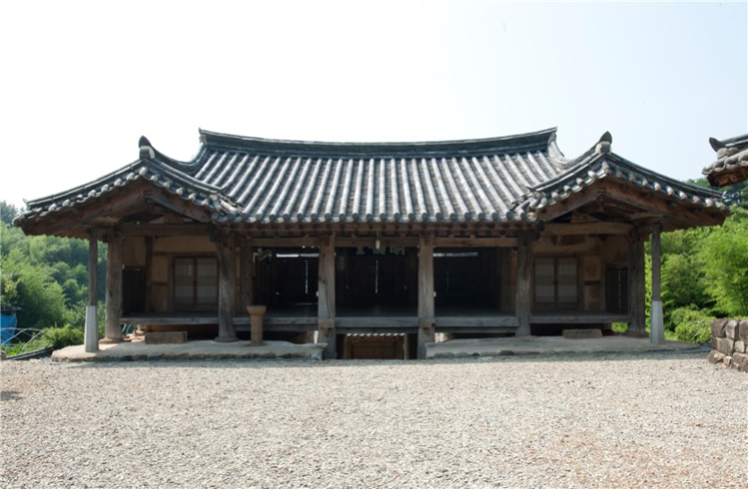 산청 단성향교 명륜당 배면